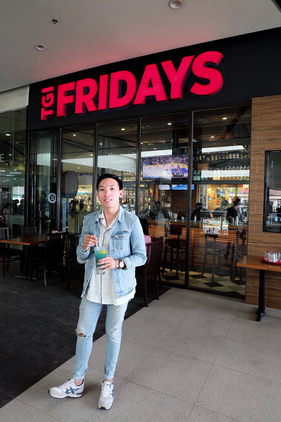 iamkimcharlie-TGIFridays-Mactan